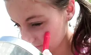 Petite buluan pussy  ...
